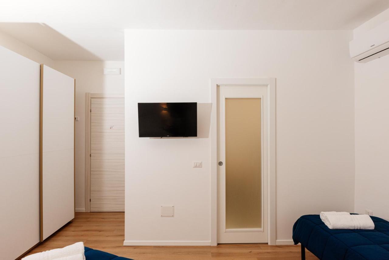 La Casa Di Ambra Hotel Porto Torres Bagian luar foto